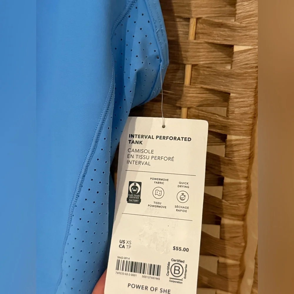 SOLD Athleta | Interval Perforated Tank | Cornflower Blue | Size XS | NWT - Picture 4 of 8